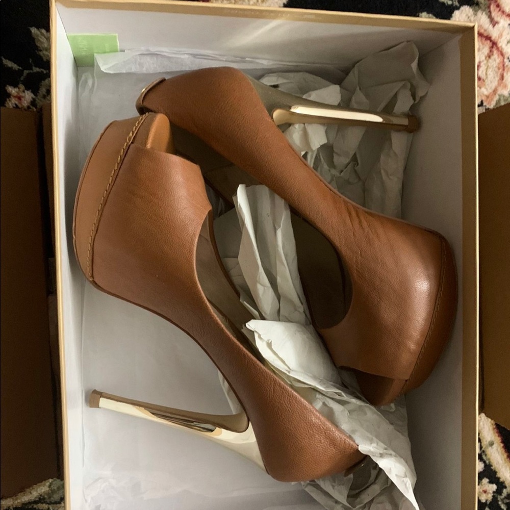 Michael Kors Josie Peep Pumps